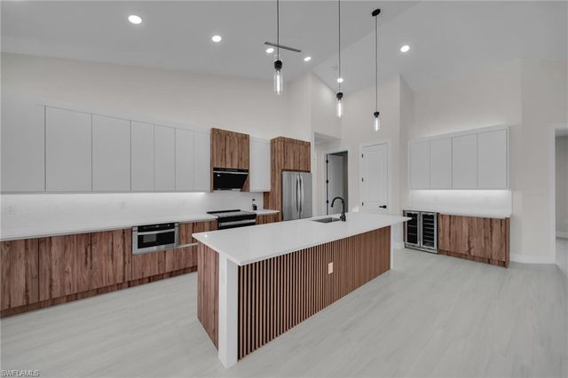 1947 NW 34th AVE, Cape Coral, FL 33993