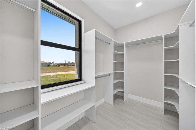 1947 NW 34th AVE, Cape Coral, FL 33993