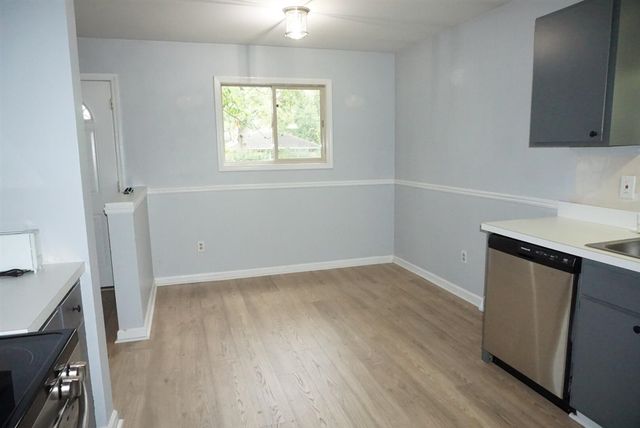 801 Farnsworth Road, White Lake, MI 48386