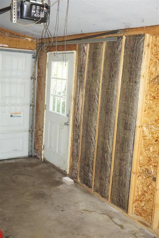 801 Farnsworth Road, White Lake, MI 48386