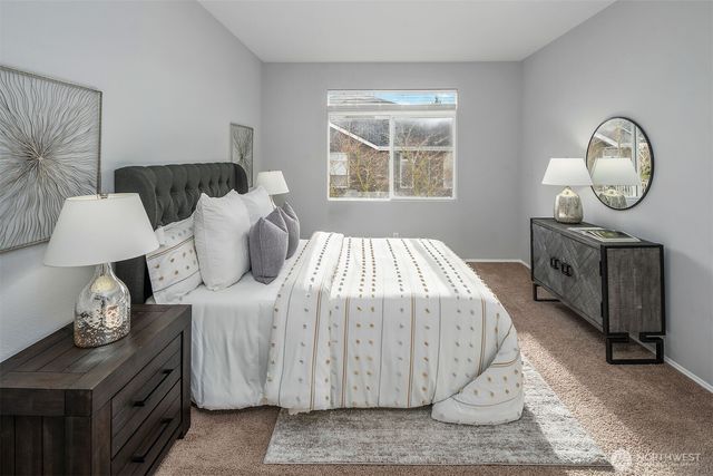 22751 SE 12th Lane, Sammamish, WA 98075