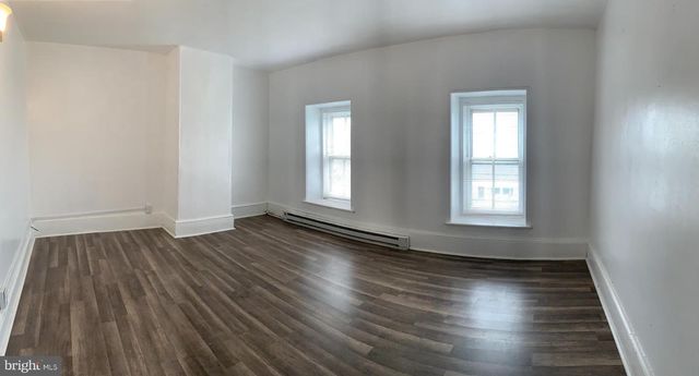 822 COLUMBUS RD, Burlington, NJ 08016