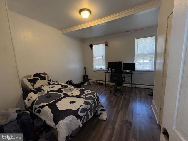 822 COLUMBUS RD, Burlington, NJ 08016