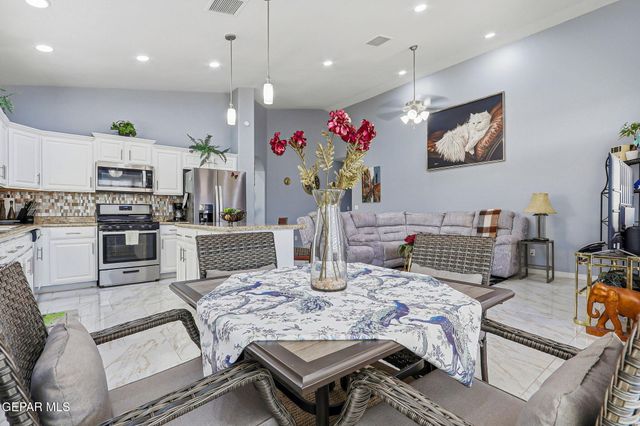 7360 PHIL HANSEN Drive, Canutillo, TX 79835