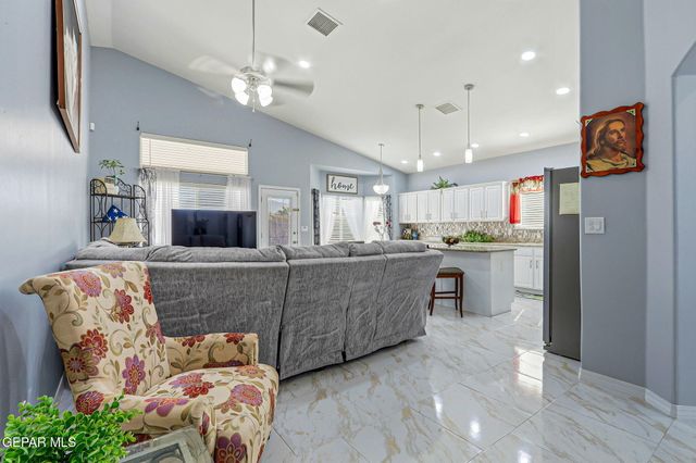 7360 PHIL HANSEN Drive, Canutillo, TX 79835