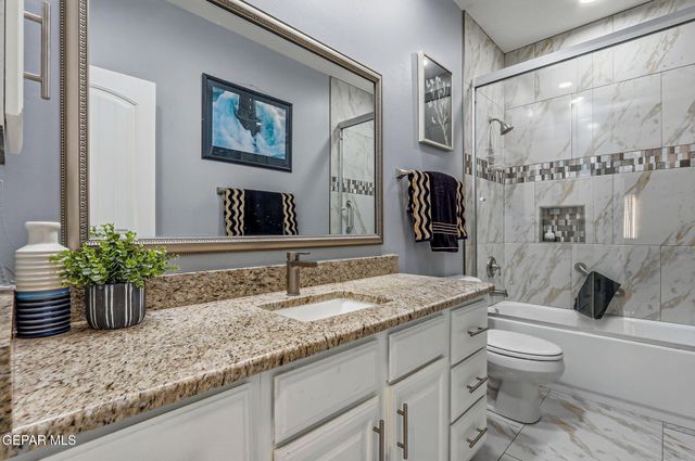 7360 PHIL HANSEN Drive, Canutillo, TX 79835