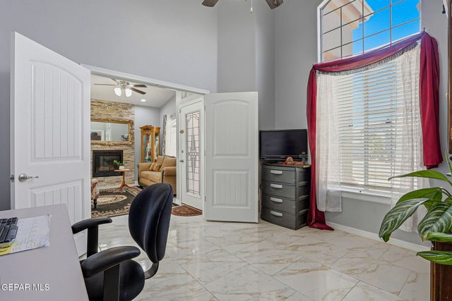 7360 PHIL HANSEN Drive, Canutillo, TX 79835