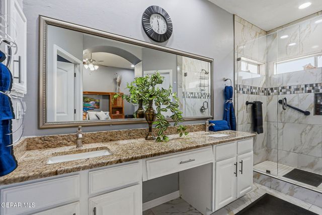 7360 PHIL HANSEN Drive, Canutillo, TX 79835