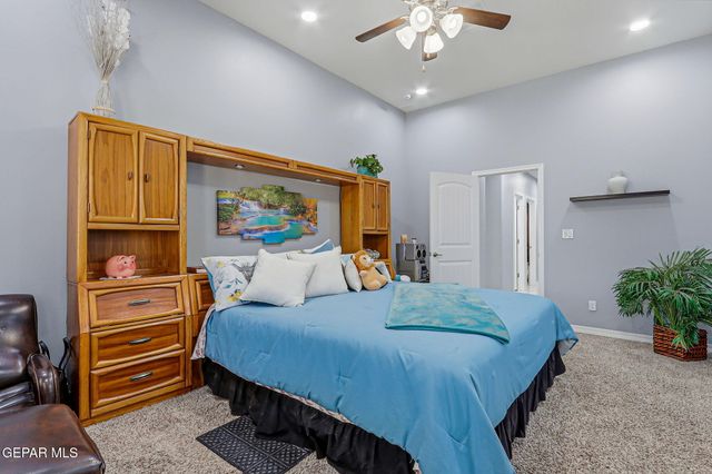 7360 PHIL HANSEN Drive, Canutillo, TX 79835