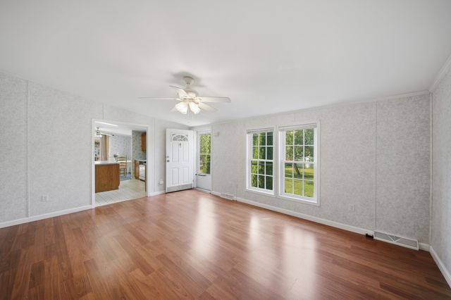 3 Adams Street, Epsom, NH 03234
