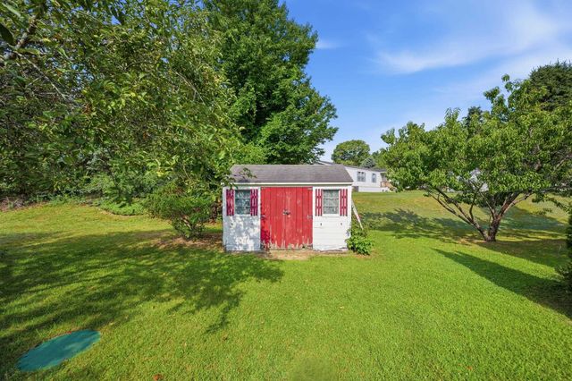 3 Adams Street, Epsom, NH 03234