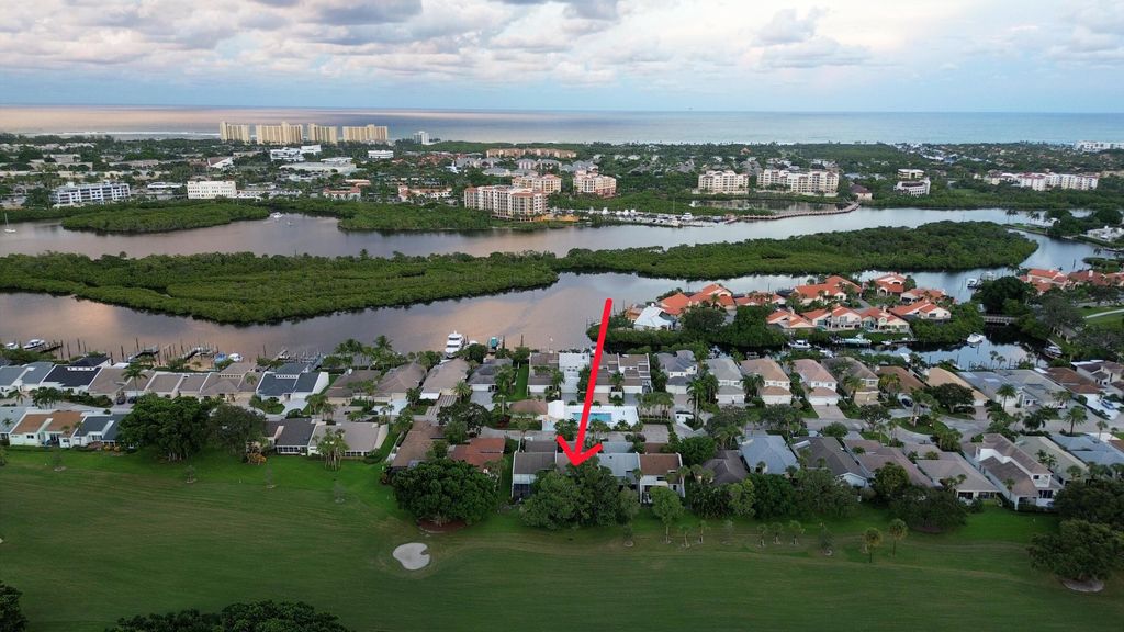 17145 Bay Street, Jupiter, FL 33477