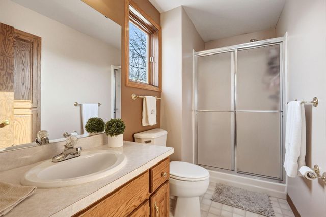 7870 Jocelyn Avenue S, Cottage Grove, MN 55016