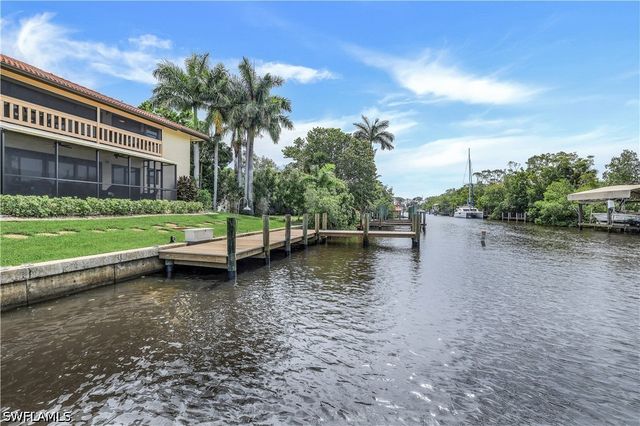1390 Chesapeake AVE 1390, Naples, FL 34102