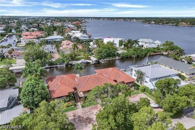 1390 Chesapeake AVE 1390, Naples, FL 34102