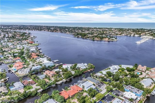 1390 Chesapeake AVE 1390, Naples, FL 34102