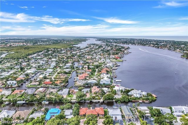 1390 Chesapeake AVE 1390, Naples, FL 34102