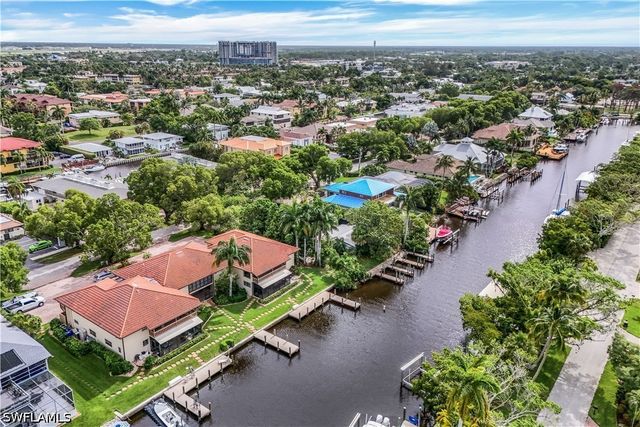 1390 Chesapeake AVE 1390, Naples, FL 34102