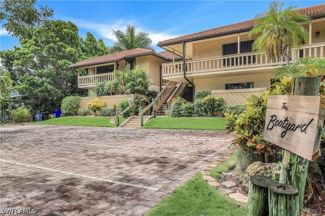 1390 Chesapeake AVE 1390, Naples, FL 34102