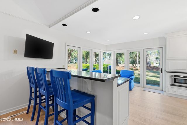 28 W Beach Lagoon Road, Hilton Head Island, SC 29928