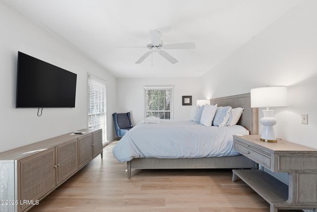 28 W Beach Lagoon Road, Hilton Head Island, SC 29928