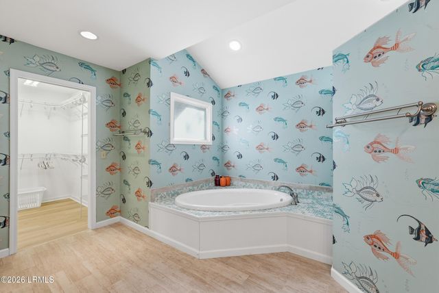 28 W Beach Lagoon Road, Hilton Head Island, SC 29928