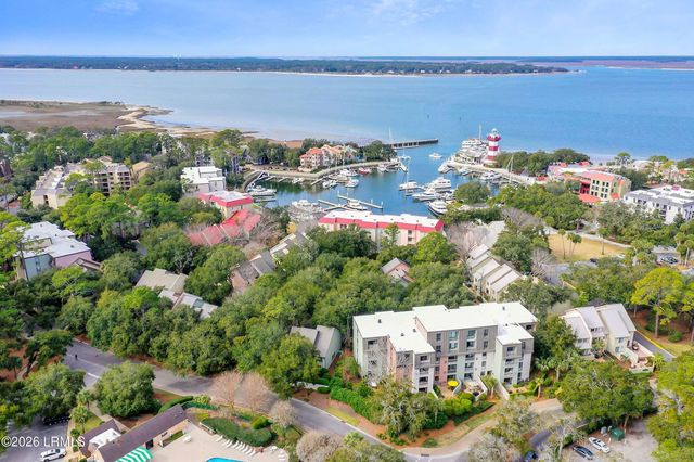 28 W Beach Lagoon Road, Hilton Head Island, SC 29928
