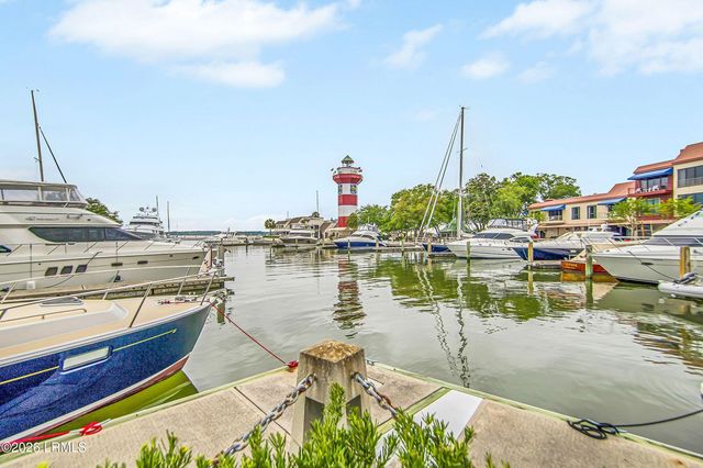 28 W Beach Lagoon Road, Hilton Head Island, SC 29928