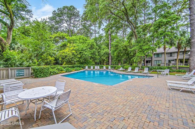 28 W Beach Lagoon Road, Hilton Head Island, SC 29928