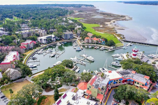 28 W Beach Lagoon Road, Hilton Head Island, SC 29928