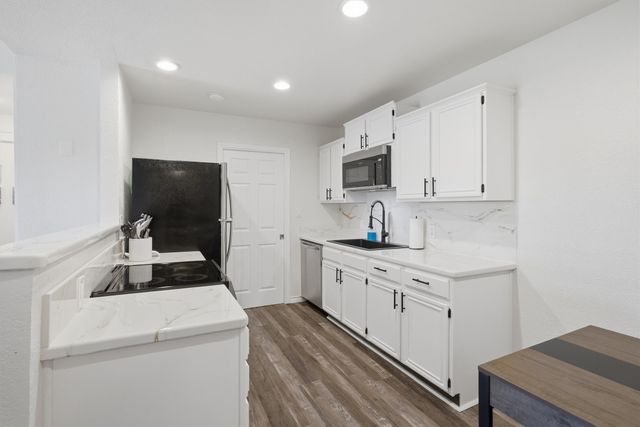 3069 Hells Gate Loop 32, Possum Kingdom Lake, TX 76475