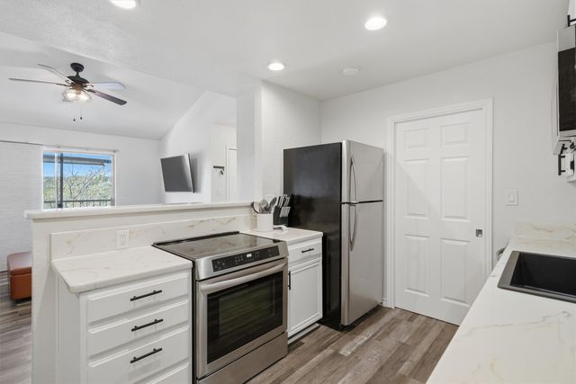 3069 Hells Gate Loop 32, Possum Kingdom Lake, TX 76475