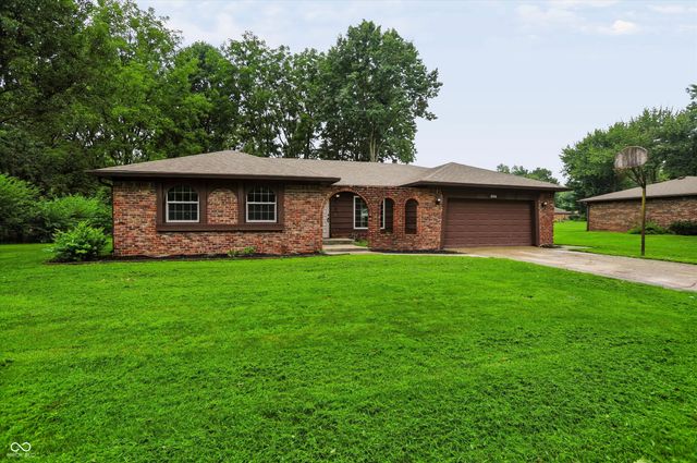 254 Summit Ridge Drive, Greenwood, IN 46142