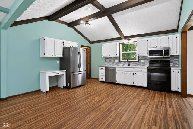 254 Summit Ridge Drive, Greenwood, IN 46142