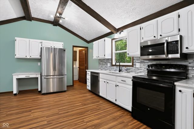 254 Summit Ridge Drive, Greenwood, IN 46142