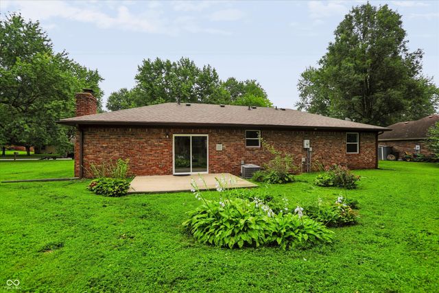 254 Summit Ridge Drive, Greenwood, IN 46142