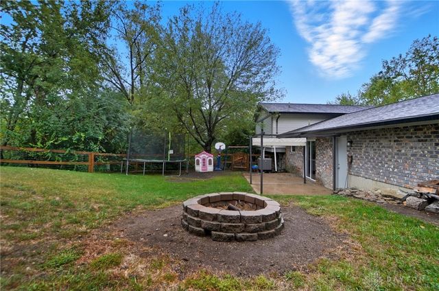 838 Maid Marion Court, Miamisburg, OH 45342