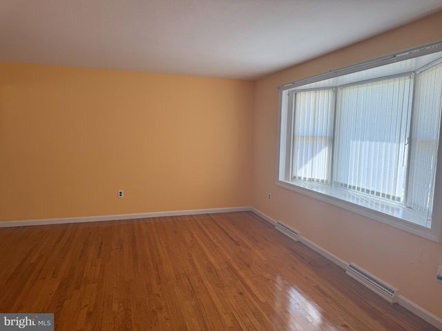 44 MONTPELIER BLVD, New Castle, DE 19720