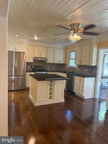 44 MONTPELIER BLVD, New Castle, DE 19720