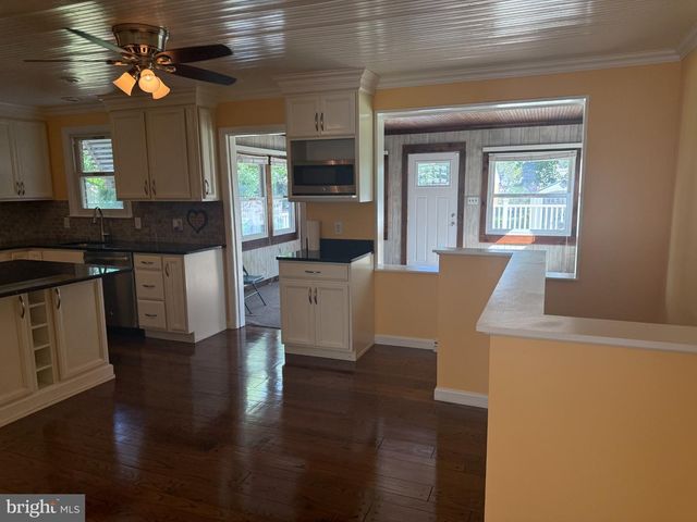 44 MONTPELIER BLVD, New Castle, DE 19720