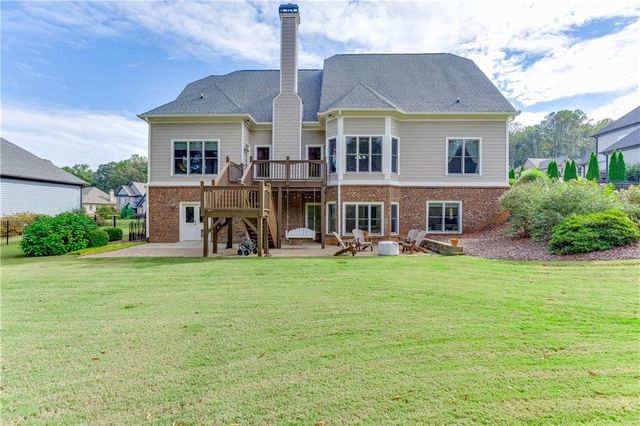 411 Meadow Lake Terrace, Hoschton, GA 30548