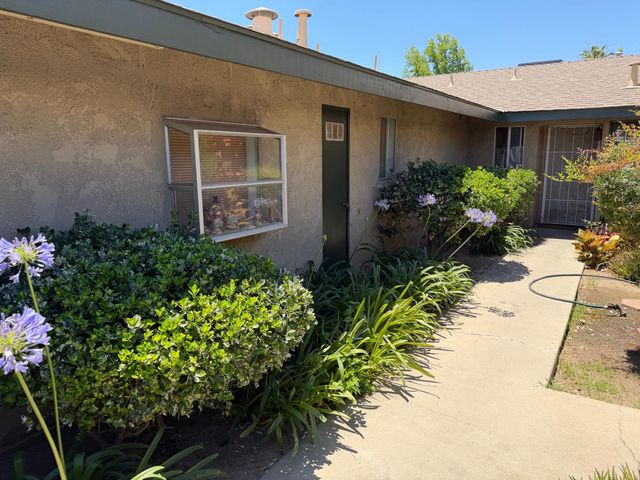 4053 N Feland Avenue, Fresno, CA 93722