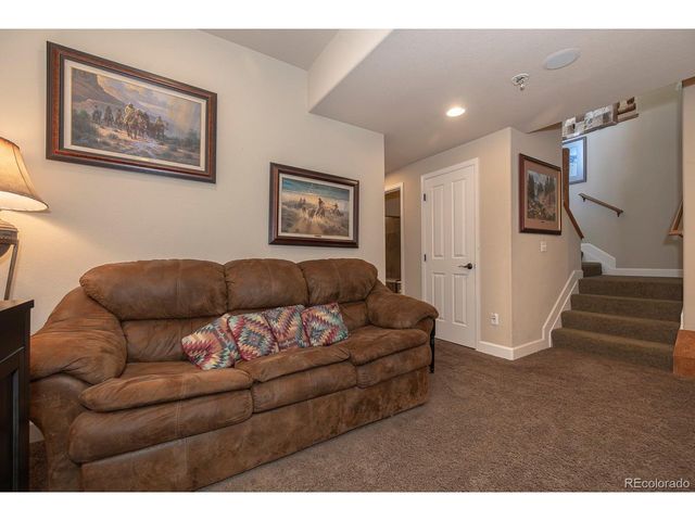 101 Saddle Horn Ct, Granby, CO 80446