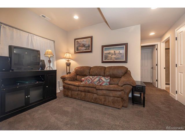 101 Saddle Horn Ct, Granby, CO 80446