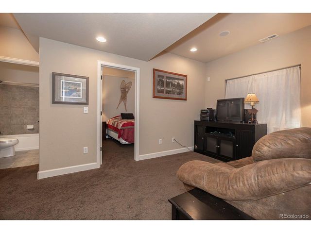 101 Saddle Horn Ct, Granby, CO 80446