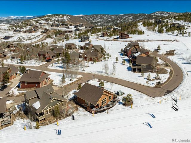 101 Saddle Horn Ct, Granby, CO 80446