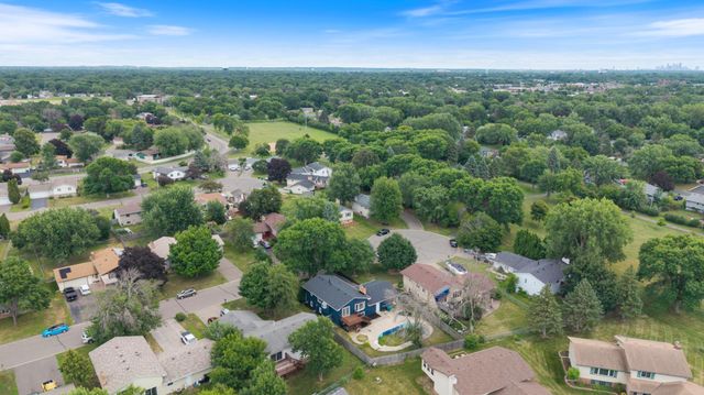 8117 Florida Court N, Brooklyn Park, MN 55445
