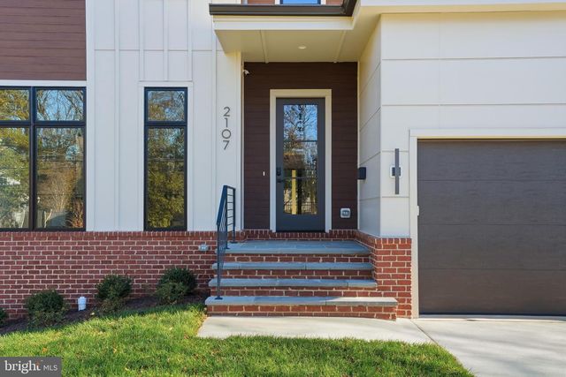 2107 GREENWICH ST, Falls Church, VA 22043