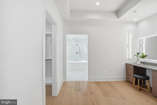 2107 GREENWICH ST, Falls Church, VA 22043