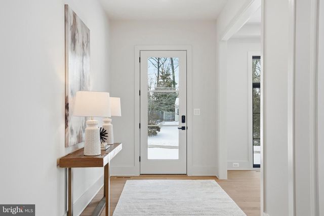 2107 GREENWICH ST, Falls Church, VA 22043